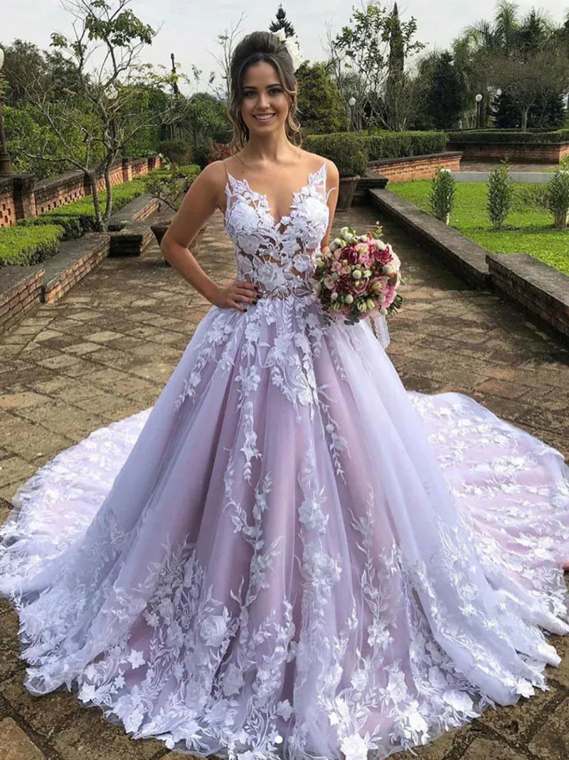A Line Sleeveless V-Neck Lace Wedding Dresses