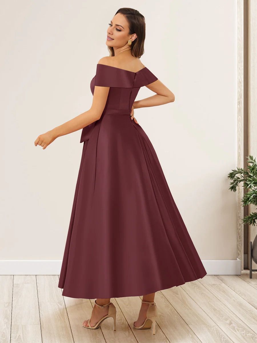 A character/Princess Butterfly Dew Shoulders No Sleeve Length Mother of the bride dress