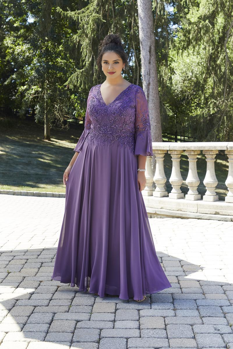 V-neckline transparent elbow sleeves lace and floor length gown evening dresses
