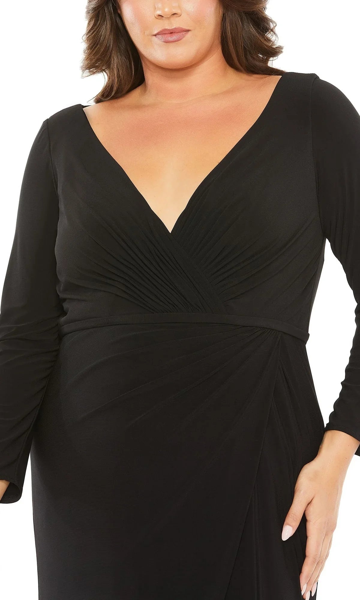 Black V-neck long sleeved formal and floor length Prom dress)
