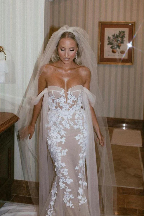 Glamorous Mermaid Off the Shouder Tulle Lace Wedding Dresses Beautiful