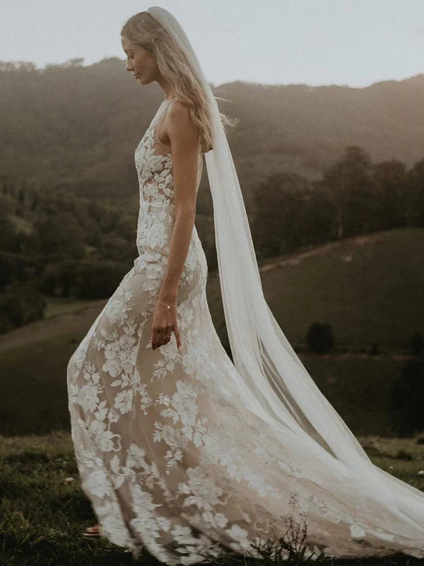 Long Sheath Wedding dresses Lace V-neck Bridal Gowns Floor Length Sexy Elegant