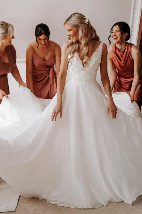Elegant A-Line V Neck White Chiffon Wedding Dress with Appliques Beautiful