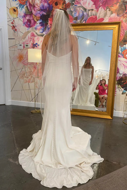 Elegant Mermaid Off the Shoulder White Satin Long Wedding Dresses Solid Color