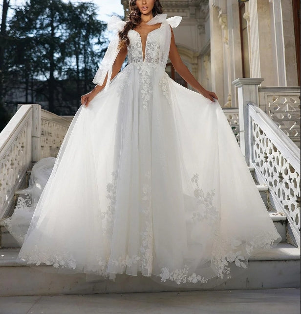 White Wedding Dress A Line Appliques Bridal Dress With Lace Appliques Sleeveless Floor Length