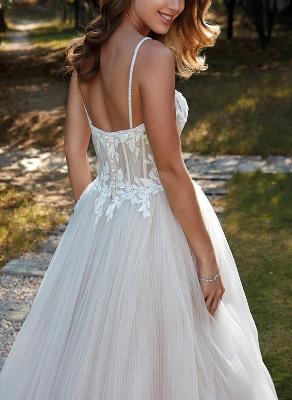 A-Line Sweetheart Sleeveless Sweep Train Tulle Wedding Dresses With Appliques Lace Elegant