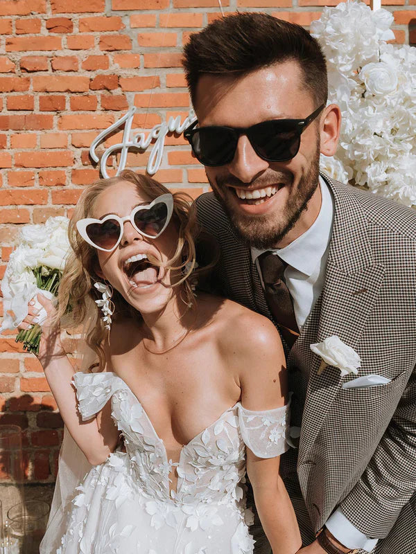 Off The Shoulder 3D Flower Lace Beach Wedding Dresses Rustic Boho Wedding Dress Sexy