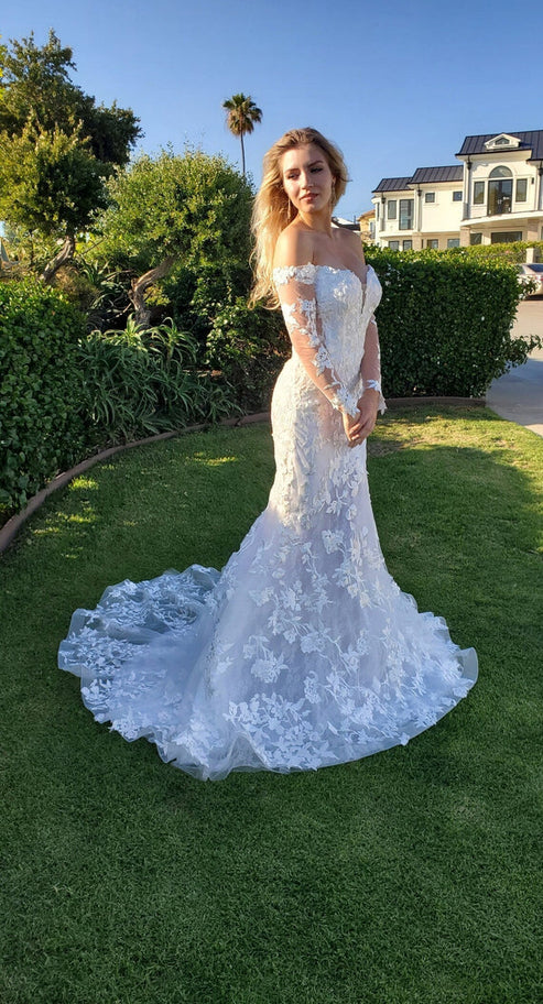 Elegant Mermaid Long Sleeve Off the Shoulder Lace Wedding Dress Beautiful