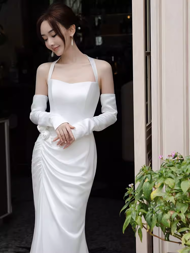 Simple Mermaid Halter Long White Prom Dresses P1925