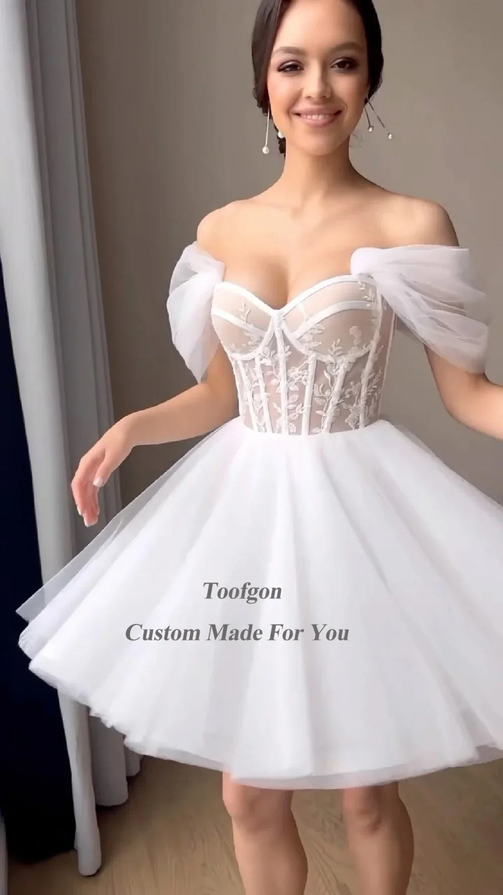 Simple Short Bride Wedding Dresses Appliques Lace Corset Gowns