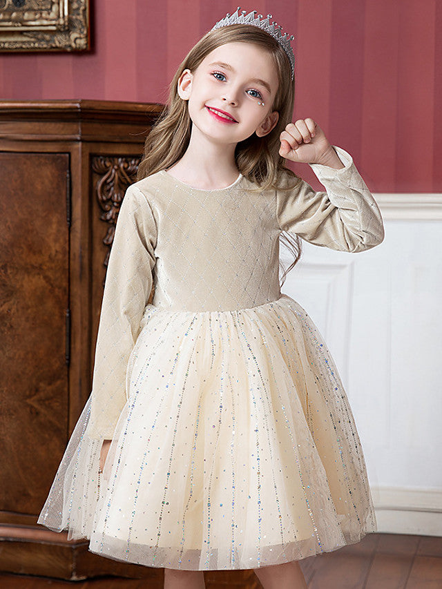 Beautiful Flower Girl Dress with Splicing Paillette - Tulle Velvet Long Sleeve Jewel Neck Ball Gown Knee Length