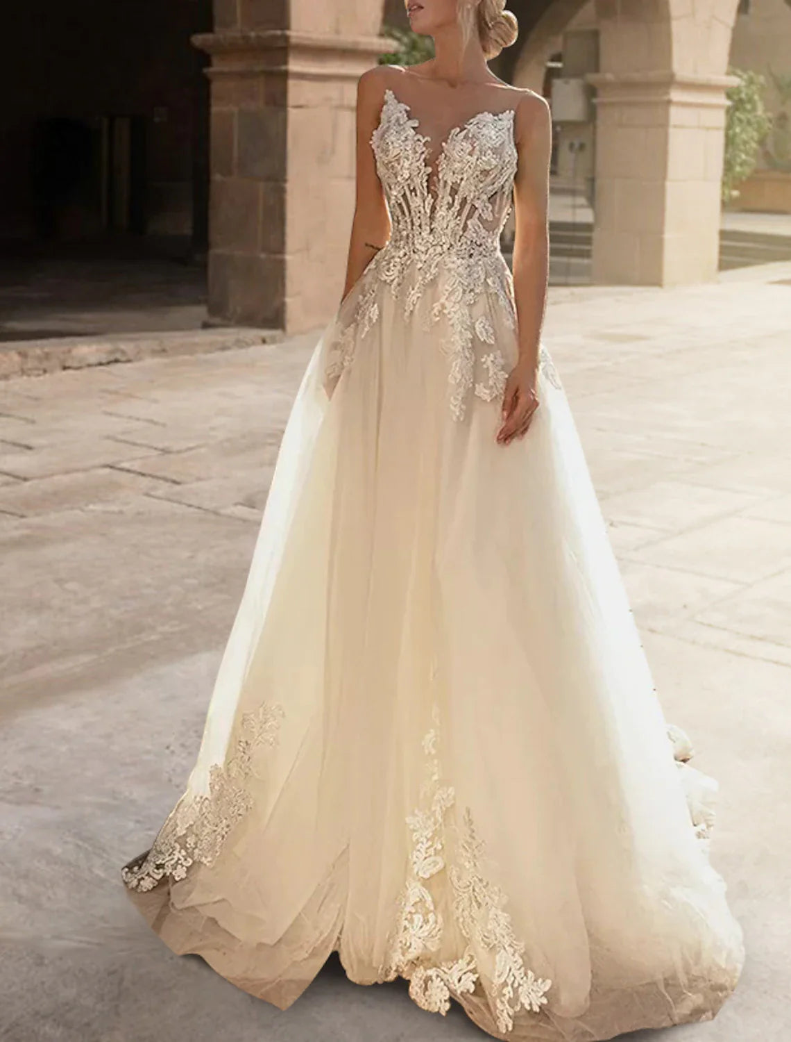 Aimishang Engagement Royal Style Formal Wedding Dresses A-Line Sweetheart Half Sleeve Court Train Satin Bridal Gowns With Ruffles Appliques