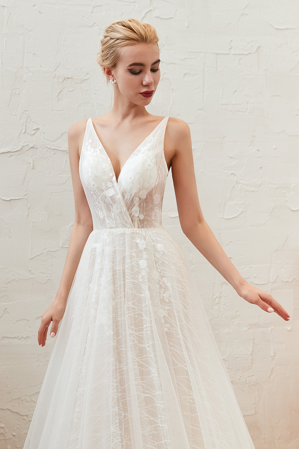 Classy A-Line Deep V-neck Floor-length Open Back Wedding Dress with Lace Tulle