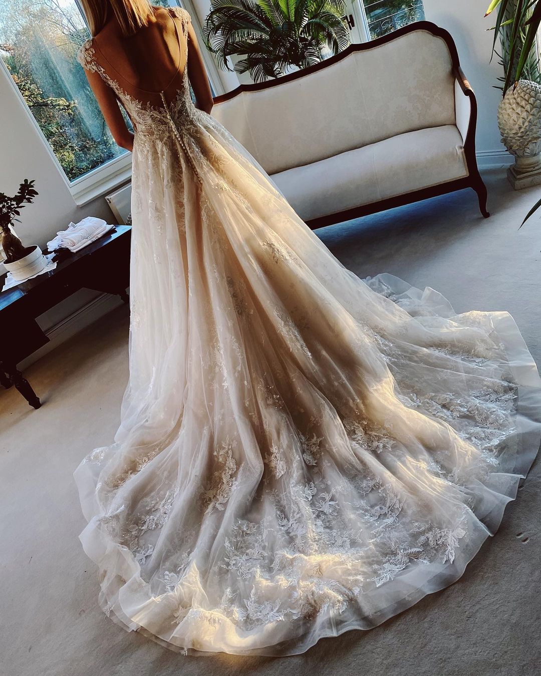 Classy A-Line Wedding Dress with Backless Church Train and Appliques Lace