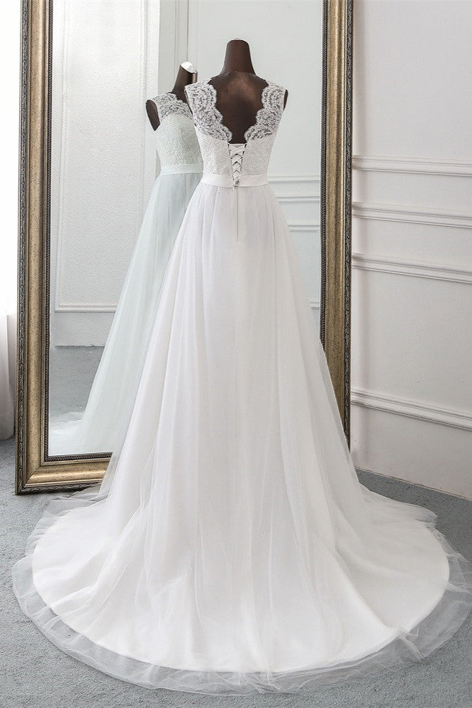 Elegant A-line Jewel Wedding Dress with Tulle and Appliques Lace