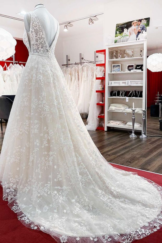Elegant A-Line Lace Wedding Dress with Long Appliques Tulle Open Back
