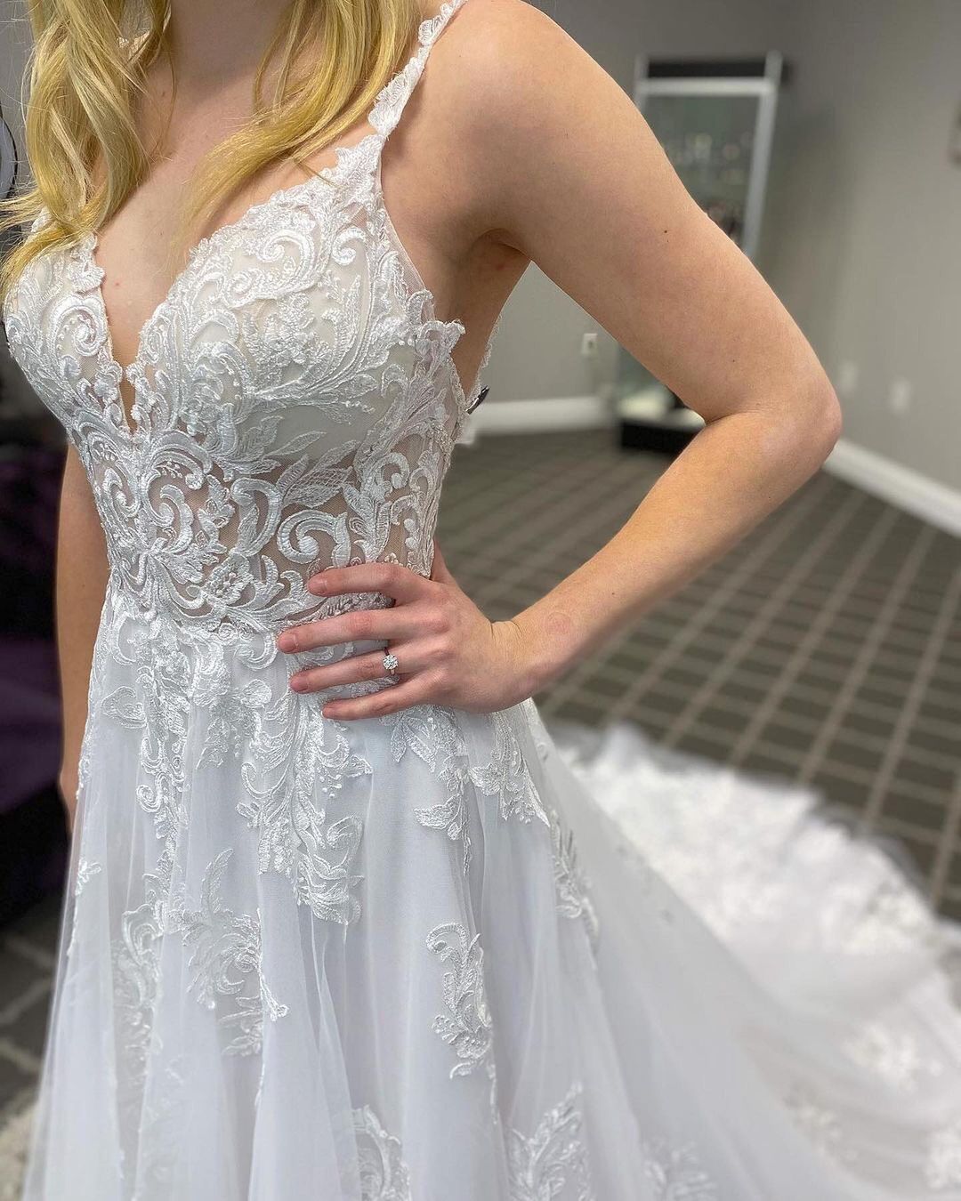 Elegant A-line Spaghetti Straps Deep V-neck Train Wedding Dress with Appliques Lace Tulle