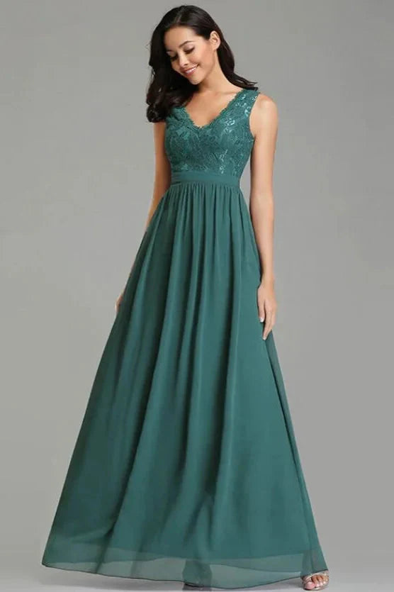 Glamorous V-Neck Sleeveless Lace Long Chiffon Evening Gowns
