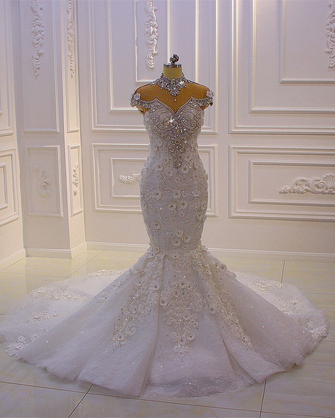 Gorgeous High Neck Crystal Tulle Floor-length Mermaid Wedding Dress with Appliques Lace