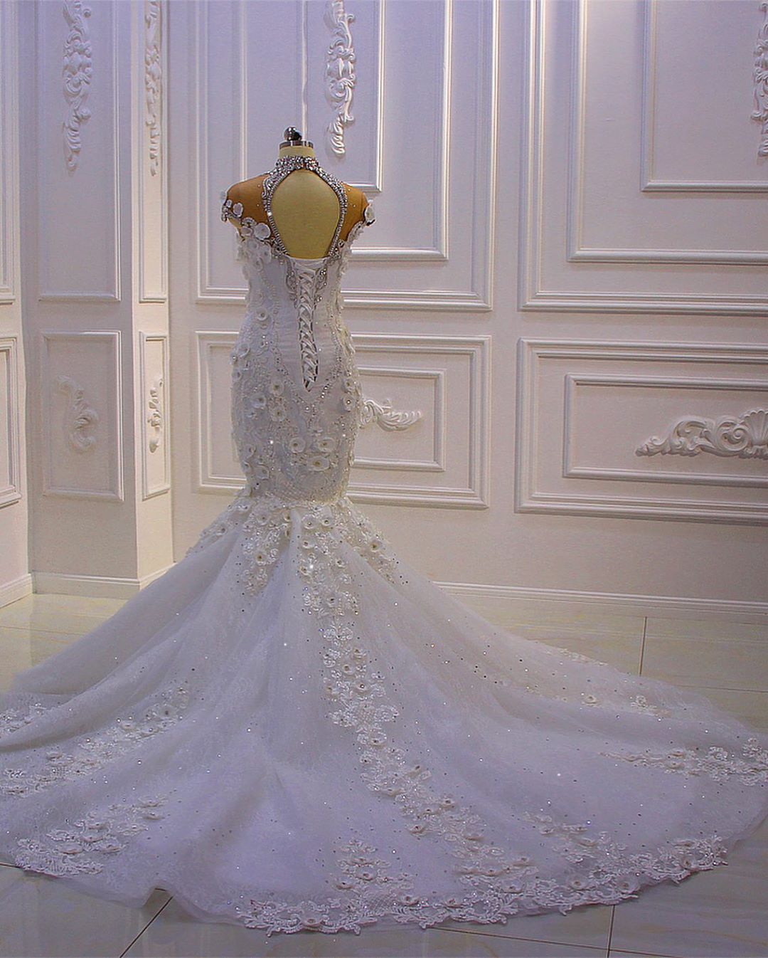 Gorgeous High Neck Crystal Tulle Floor-length Mermaid Wedding Dress with Appliques Lace