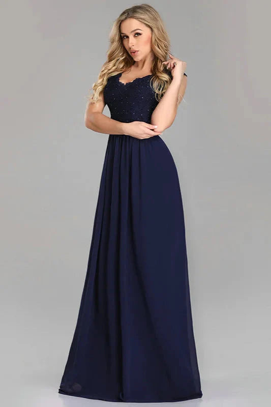 Gorgeous Navy Blue Lace Prom Dress Long V-Neck Beadings Evening Gowns