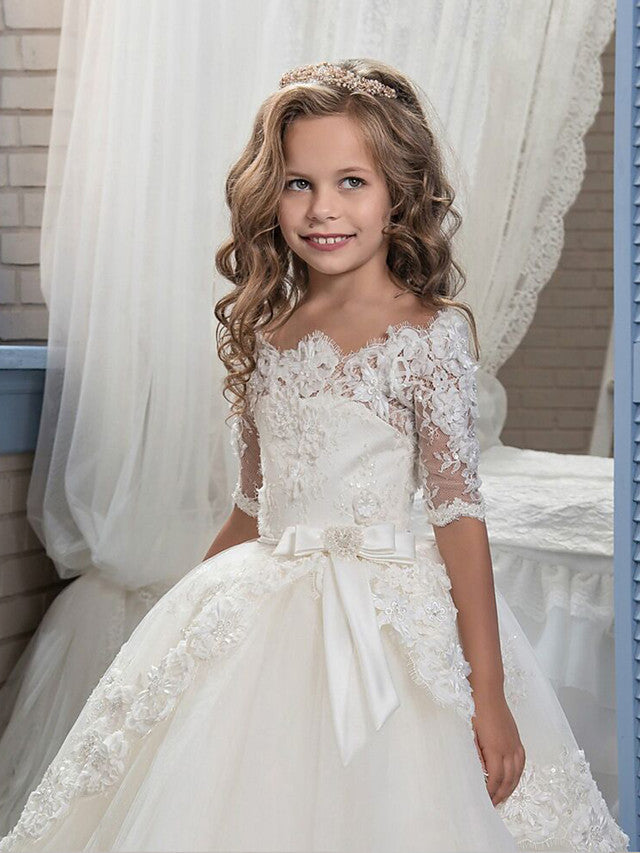 Lace Half Sleeve Ball Gown Flower Girl Dresses with Tulle Appliques and Buttons