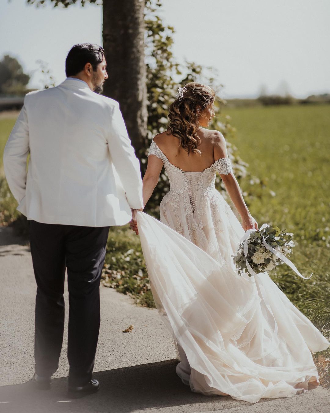 Long A-line Off-the-Shoulder Boho Wedding Dress with Lace Tulle