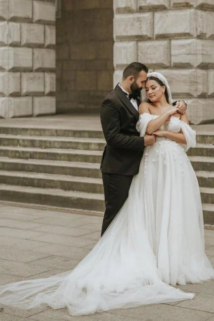 Wedding Dress Off The Shoulder A Line Lace Tulle Bridal Dress Floor Length Elegant