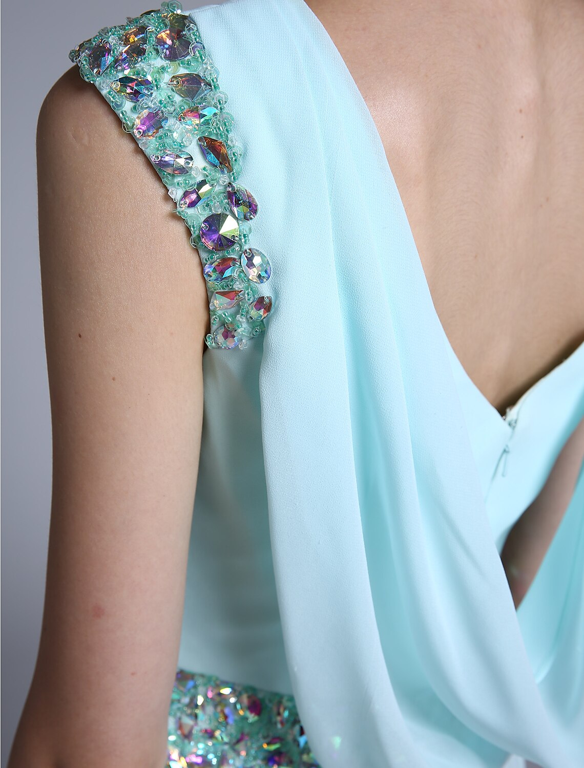 Aimishang Sheath / Column Mother of the Bride Dress Elegant Bateau Neck Ankle Length Chiffon Sleeveless No with Crystals