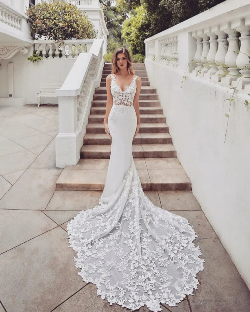 Elegant Wedding Dress V Neck Lace Mermaid Bridal Dress Sleeveless Floor Length with Appliques
