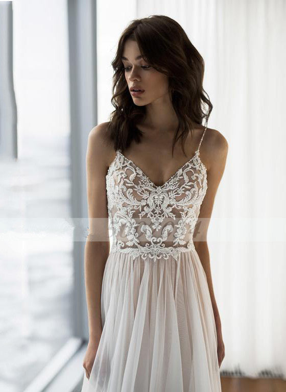 Spaghetti-Straps Lace Appliques Wedding Dress Tulle Beach Bridal Gown