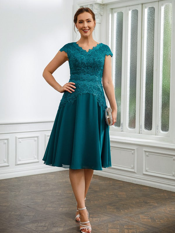 Aimishang A-Line/Princess Chiffon Ruched V-neck Short Sleeves Knee-Length Mother of the Bride Dresses