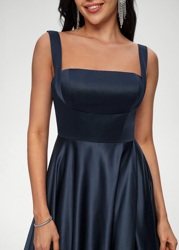 Bow A-line floor-length satin prom dress