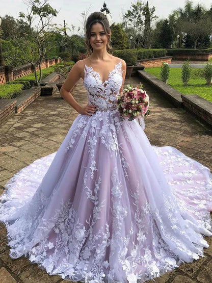 A Line Sleeveless V-Neck Lace Wedding Dresses