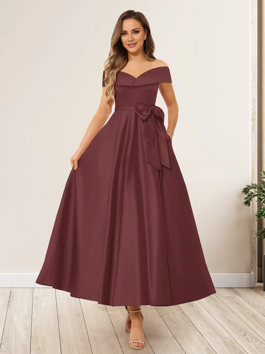 A character/Princess Butterfly Dew Shoulders No Sleeve Length Mother of the bride dress
