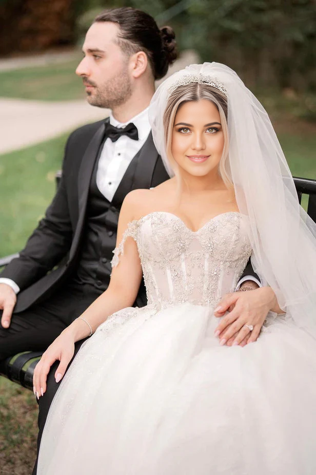 A Line Sweetheart Tulle formal dresses Wedding Dresses with Beading