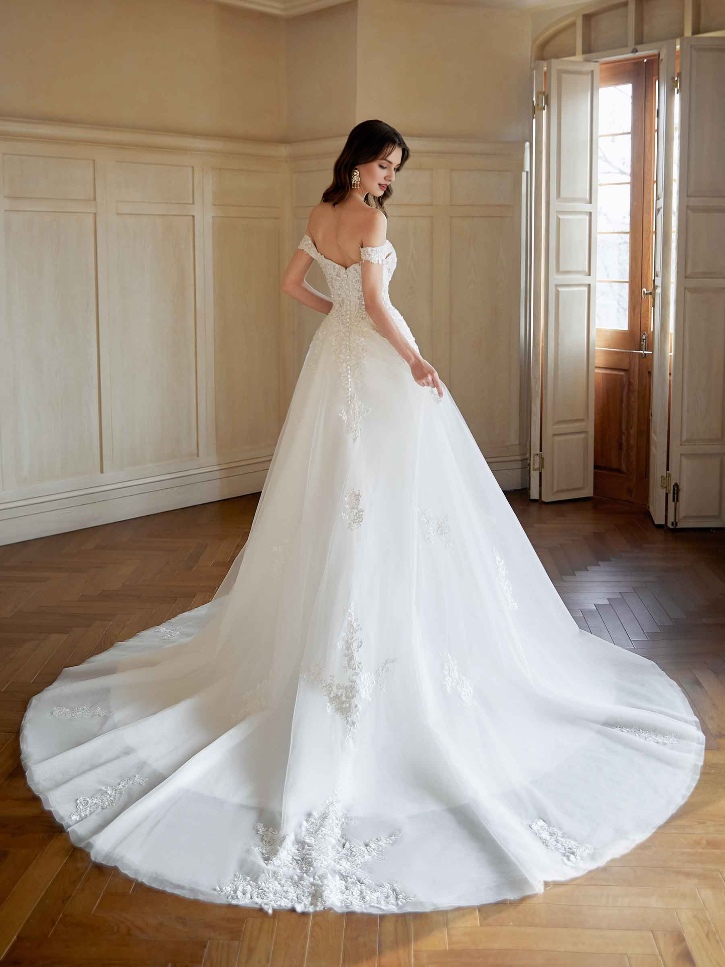Elegant off shoulder A-line ultra long lace wedding dress