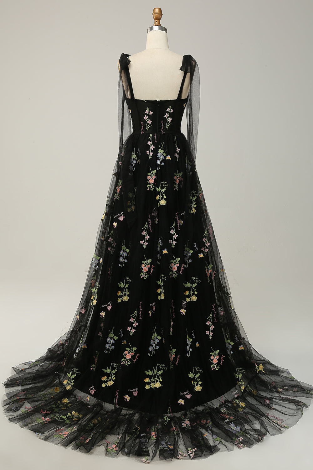 A Line Spaghetti Straps Corset Long Prom Dress With Embroidery Floor Length With Flowers