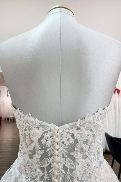 Ivory Tulle Lace Wedding Dress A-Line Sweetheart Bridal Dress With Sweep Train Off Shoulder
