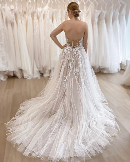 Charming A Line Sweetheart Tulle Wedding Dresses with Lace Off Shoulder