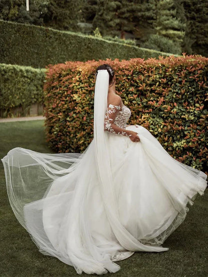 Illusion A-line Wedding Dresses Tulle Long Sleeves Bridal Gowns Floor Length Charming