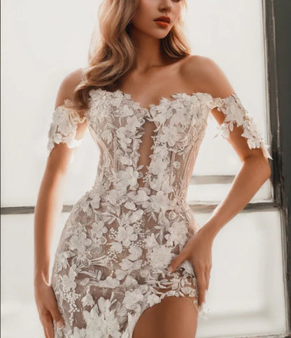 Sweetheart Short Sleeves Court Train Lace Wedding Dresses With Appliques Lace Off Shoulder