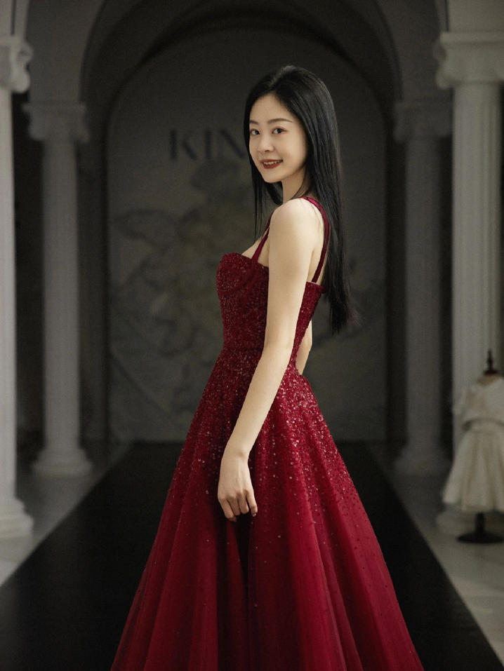 Burgundy Prom Dresses A line Straps Tulle Evening Dresses P1081
