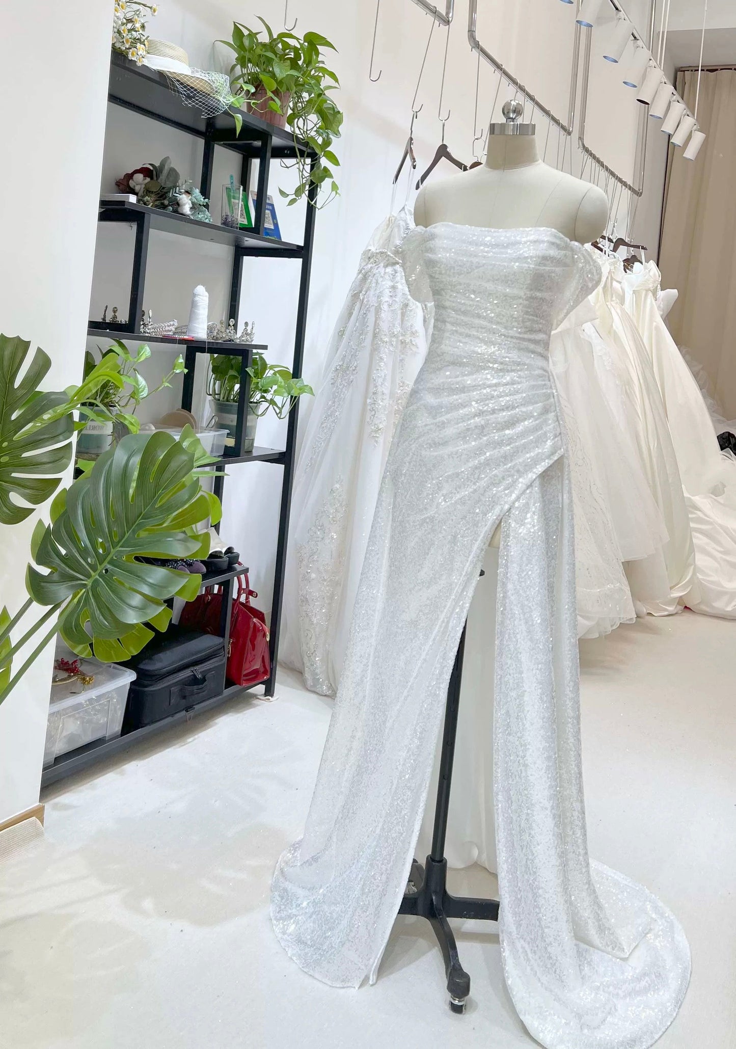 Simple Mermaid Strapless Floor Length Sleeveless Sequin Prom Dress P1166