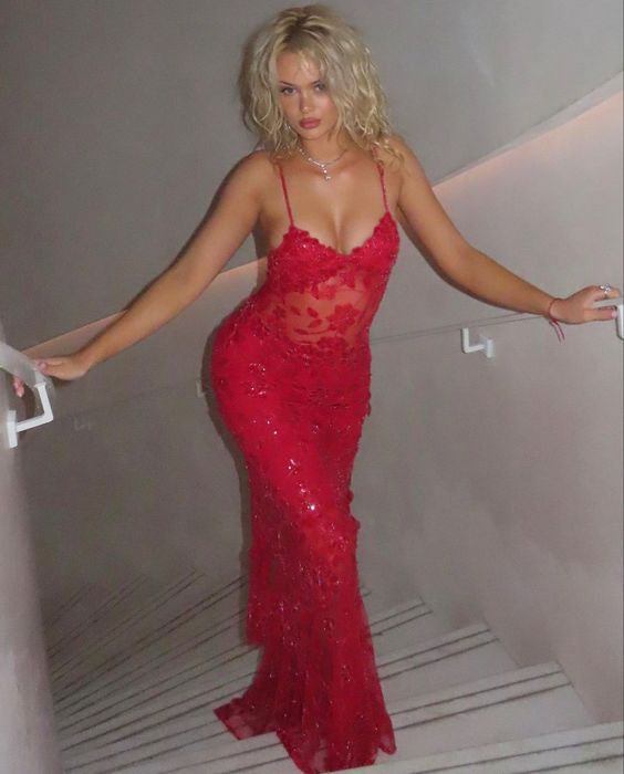 Beautiful Spaghetti Straps Birthday Party Dresses Red Lace Prom Dresses P691