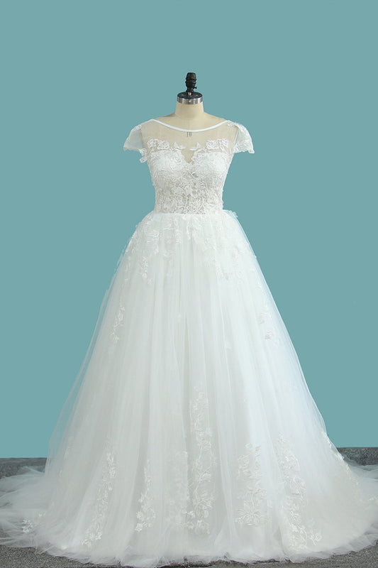 A-Line Lace Backless Wedding Dress with Tulle Appliques for Bateau