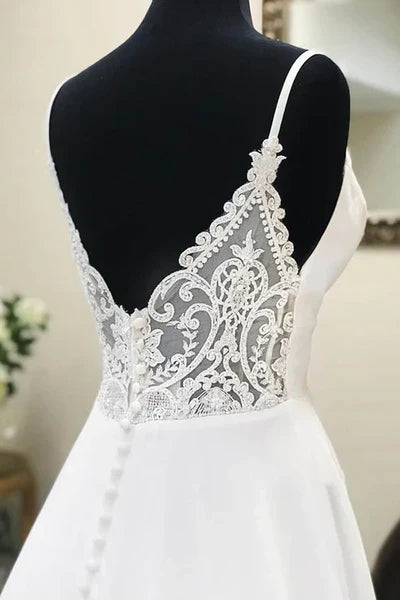 A-line Spaghetti Straps Lace Appliques Simple Wedding Dress V-neck Sexy