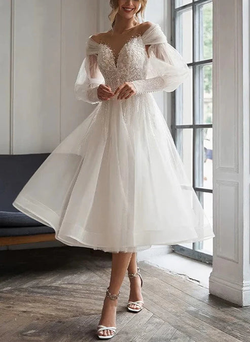 A-Line Sweetheart Long Sleeves Elegant Tulle Wedding Dresses With Appliques Lace Beautiful