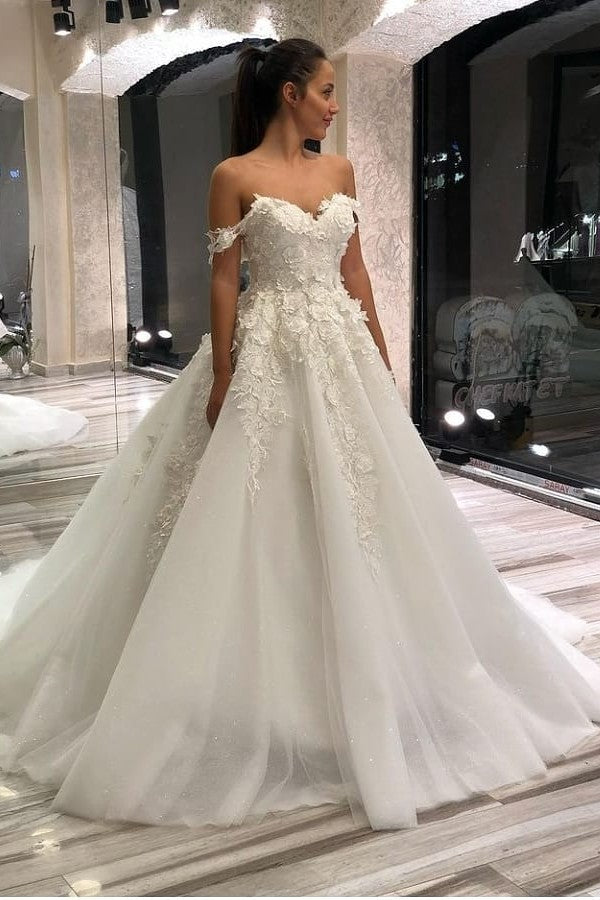 Beautiful A-Line Sweetheart Off-the-Shoulder Wedding Dress with Appliques Lace Tulle