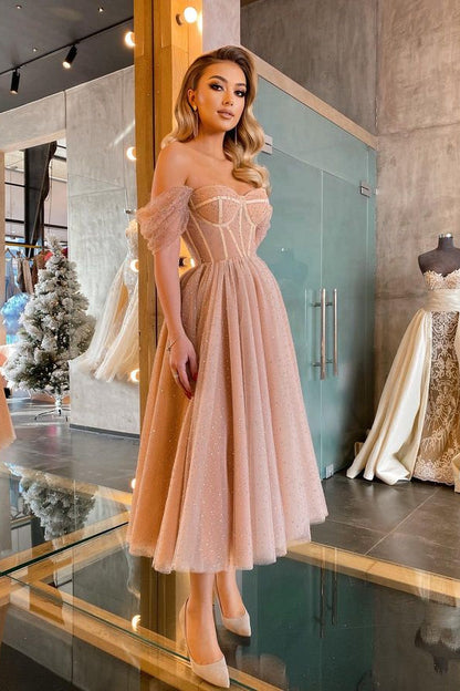 Charming Off-the-Shoulder Tulle Prom Dress Sweetheart Tea-Length